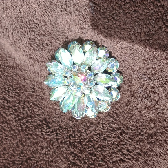 Vintage rhinestone brooch - Picture 7 of 10